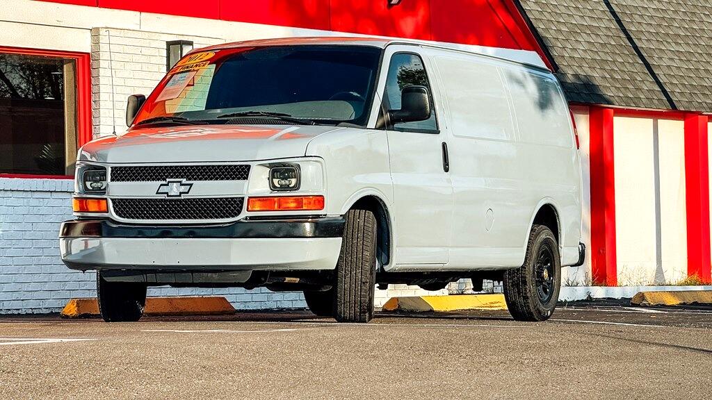 2012 Chevrolet Express 1500 Cargo photo 2