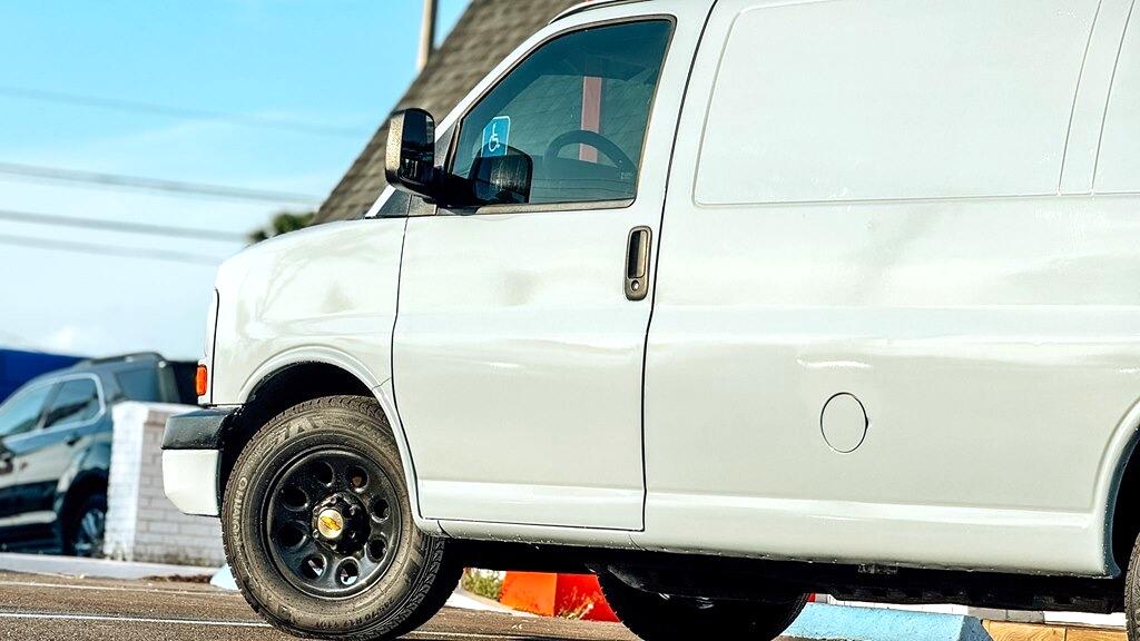 Chevrolet Express 1500 Cargo 2012