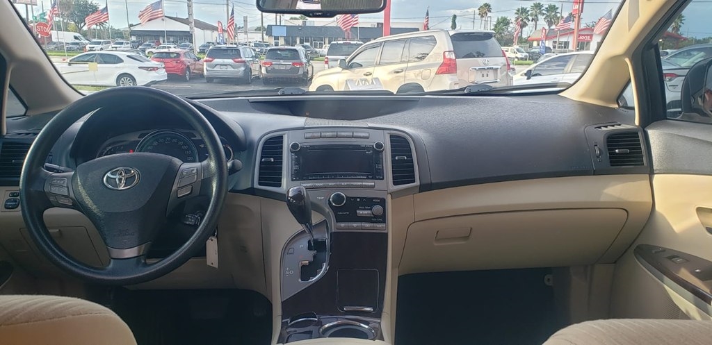 Toyota Venza FWD I4 2011