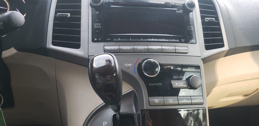 Toyota Venza FWD I4 2011