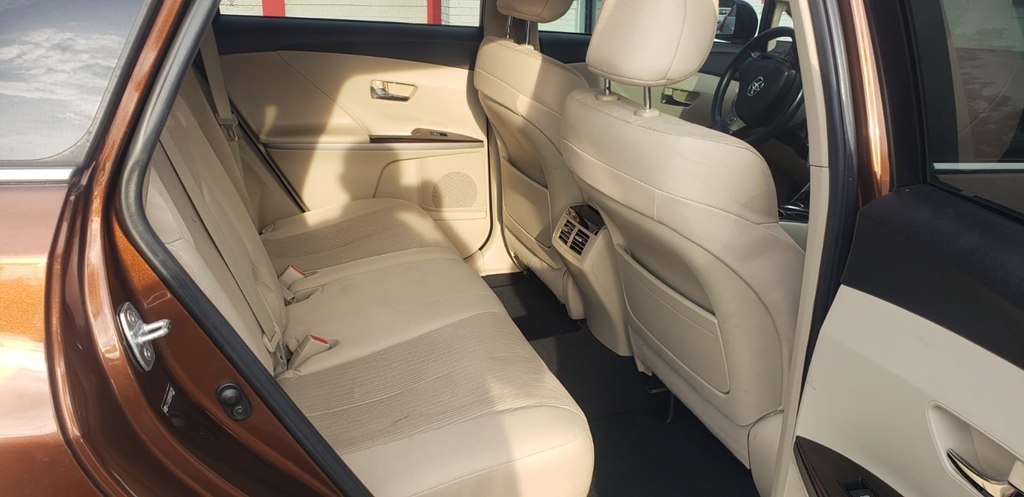 Toyota Venza FWD I4 2011