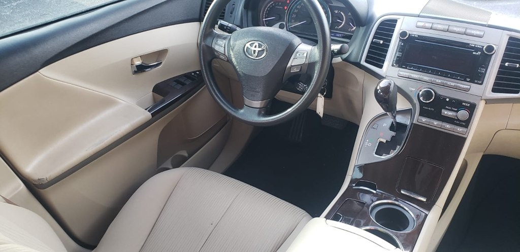 Toyota Venza FWD I4 2011