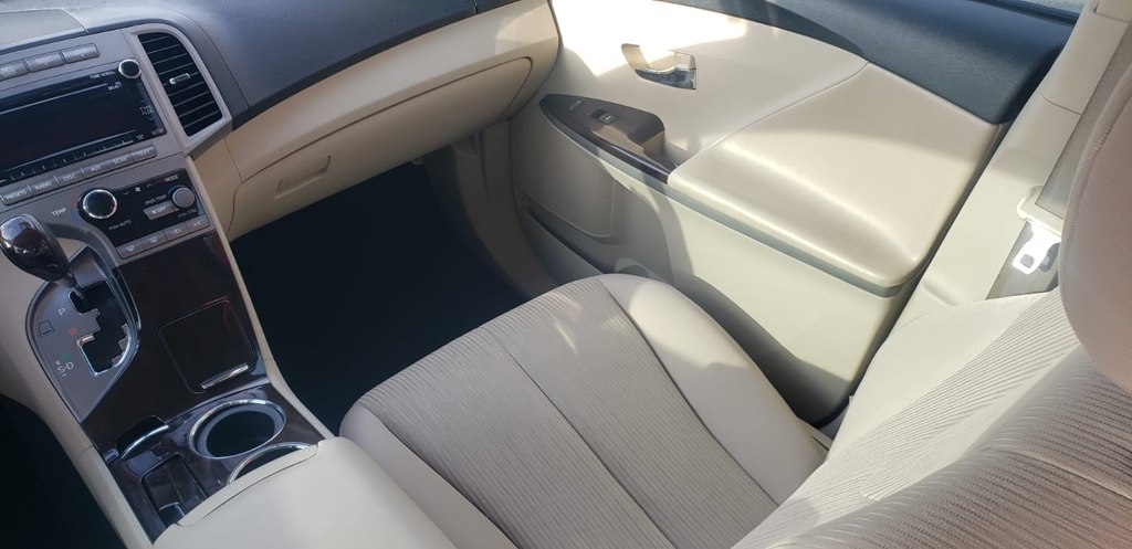 Toyota Venza FWD I4 2011