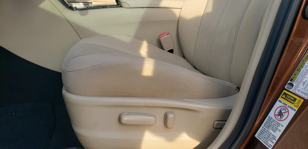 Toyota Venza FWD I4 2011