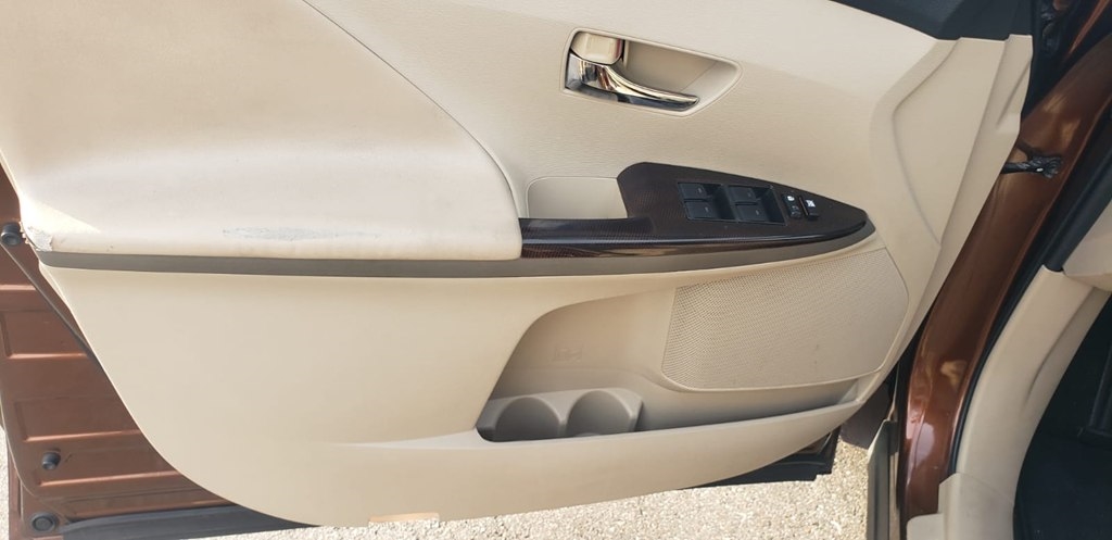 Toyota Venza FWD I4 2011