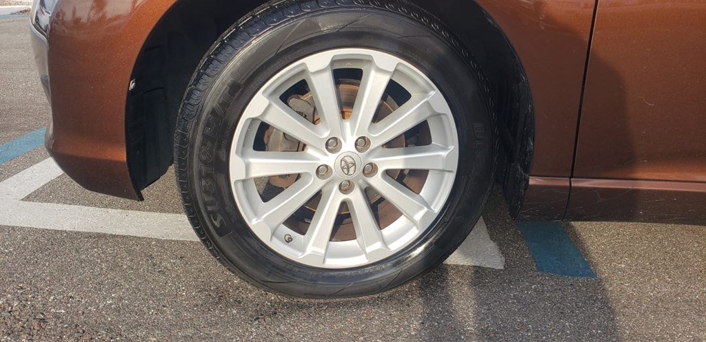 Toyota Venza FWD I4 2011