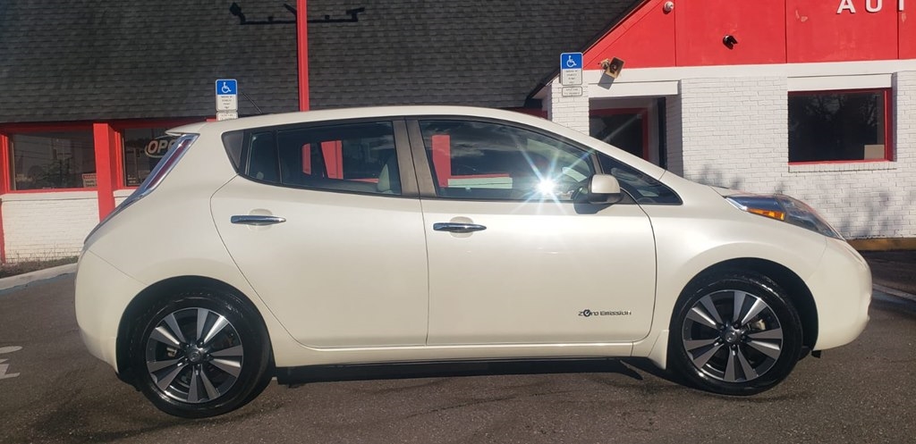 Nissan Leaf SV 2015