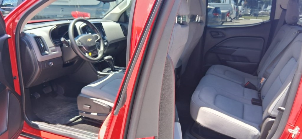 Chevrolet Colorado Work Truck Crew Cab 2WD Short Box 2017