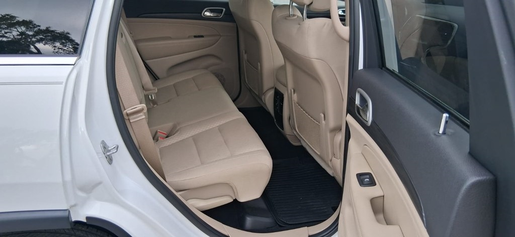 Jeep Grand Cherokee Laredo 2020