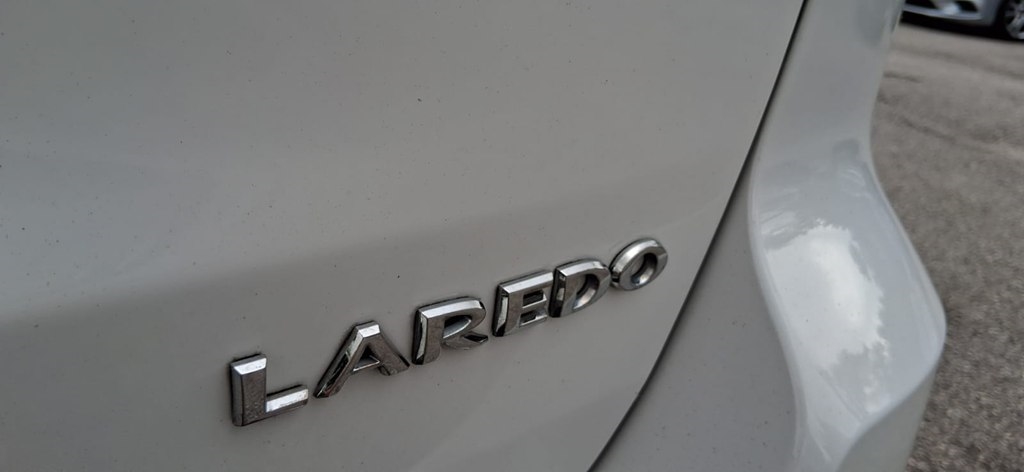Jeep Grand Cherokee Laredo 2020