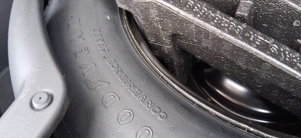 Jeep Grand Cherokee Laredo 2020