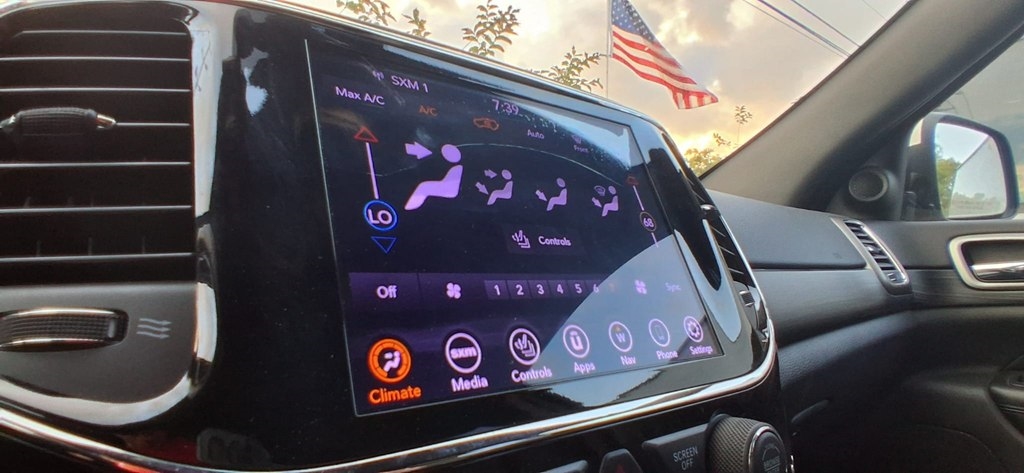 Jeep Grand Cherokee Laredo 2WD 2019