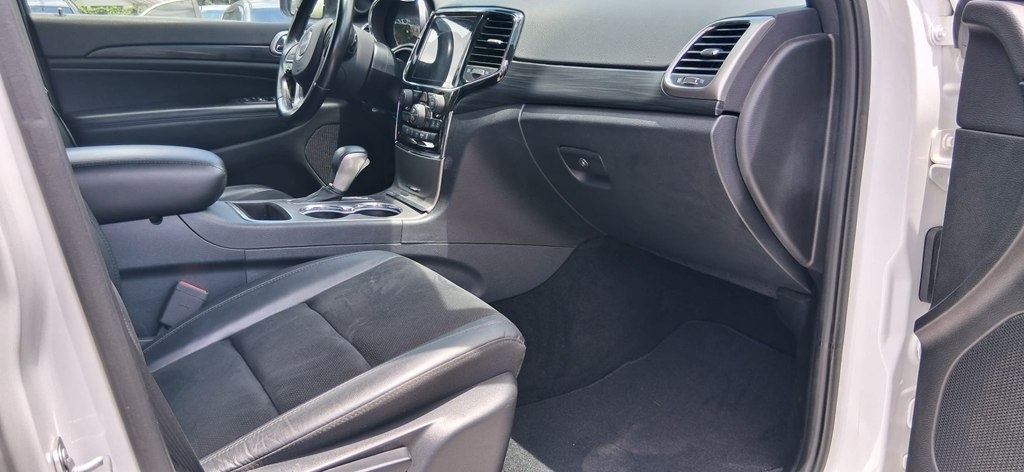 Jeep Grand Cherokee Laredo 2WD 2019