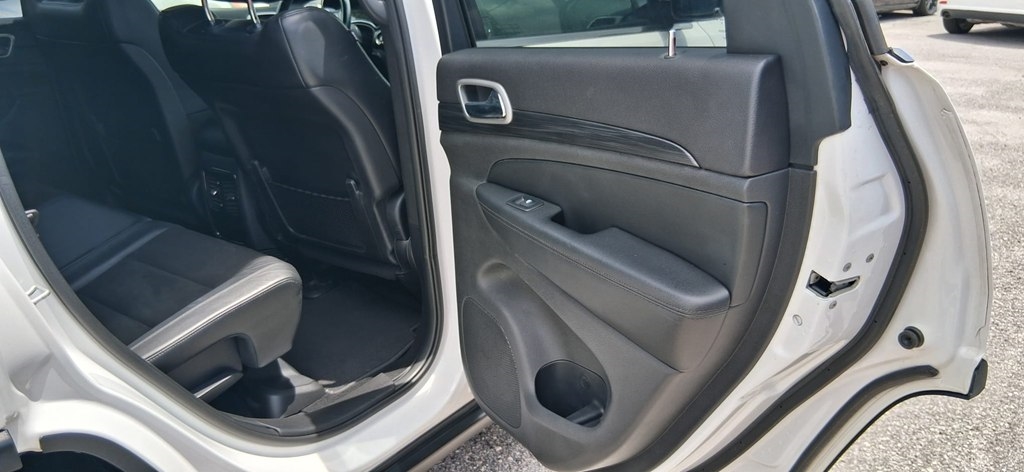 Jeep Grand Cherokee Laredo 2WD 2019