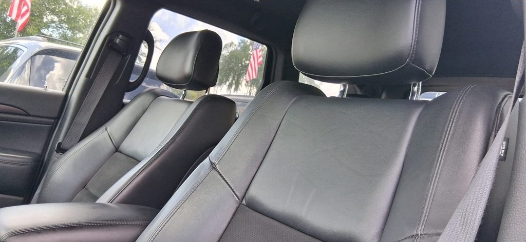 Jeep Grand Cherokee Laredo 2WD 2019