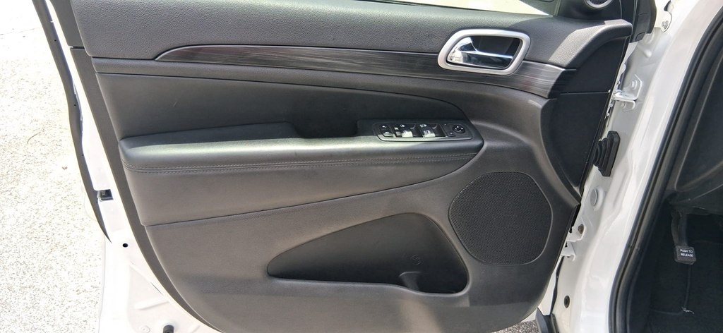 Jeep Grand Cherokee Laredo 2WD 2019