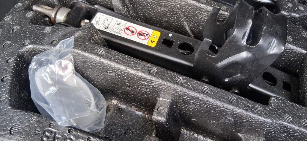 Jeep Grand Cherokee Laredo 2WD 2019