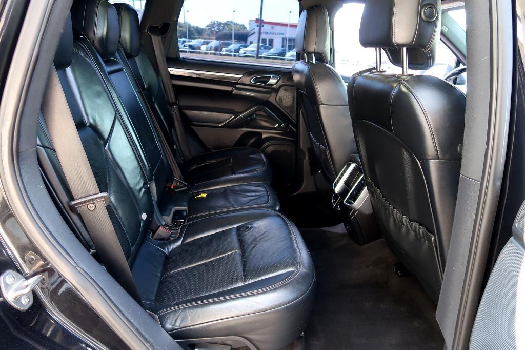 Porsche Cayenne S 2012