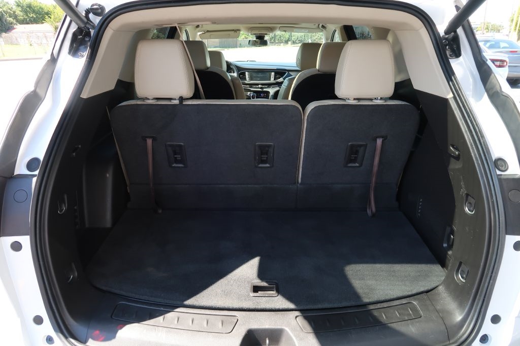 2019 Buick Enclave Essence photo 10