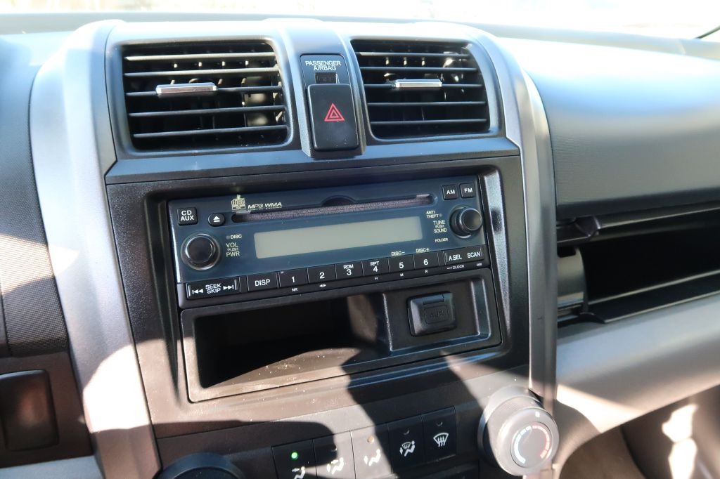 2009 Honda CR-V LX photo 13
