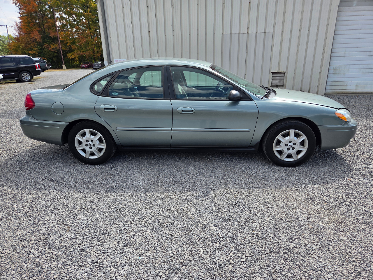 2006 Ford Taurus SE