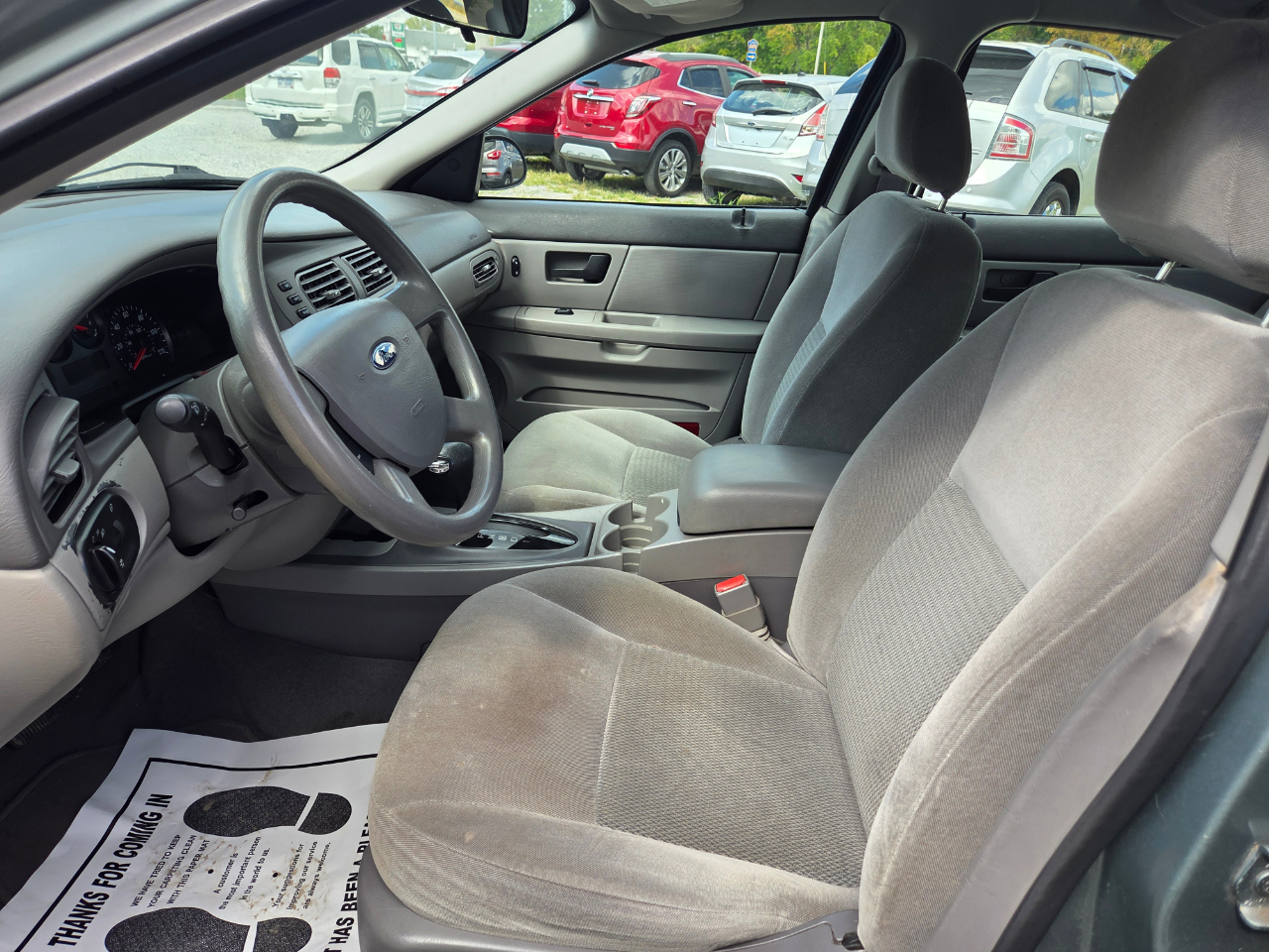 Ford Taurus SE 2006