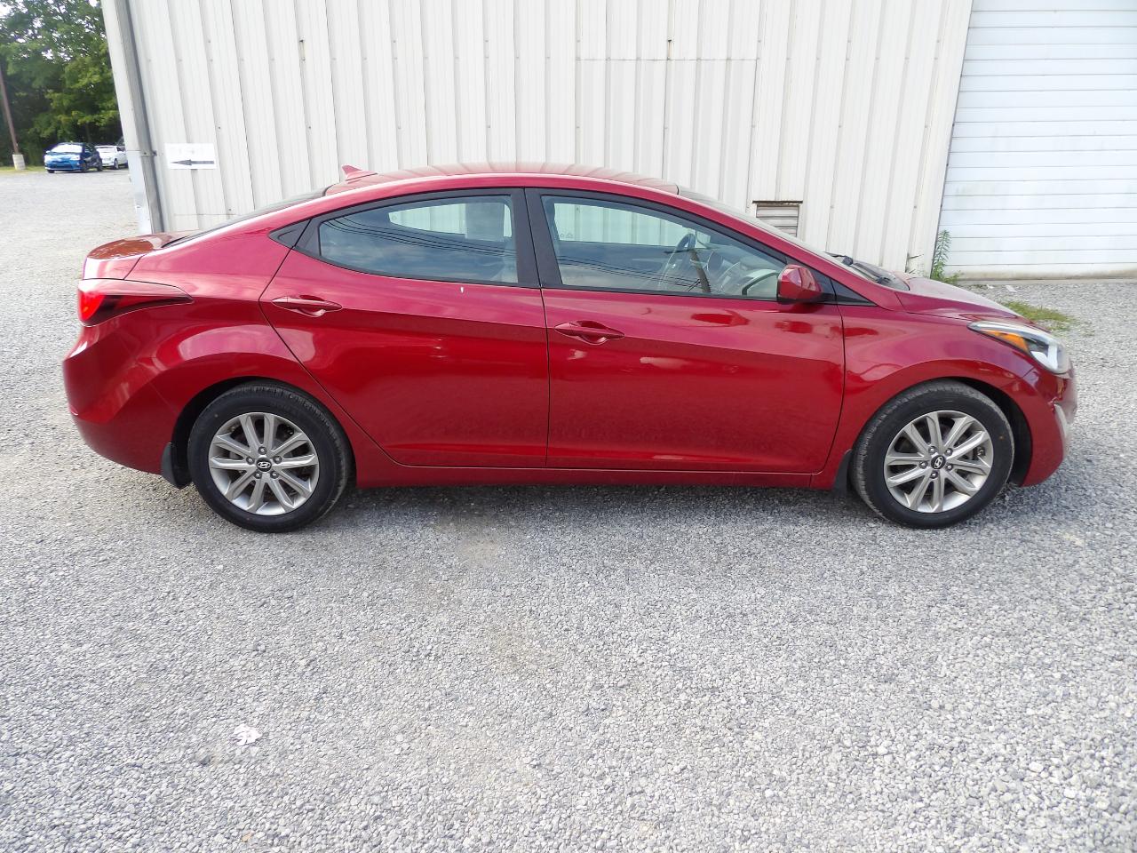 2015 Hyundai Elantra SE 6AT