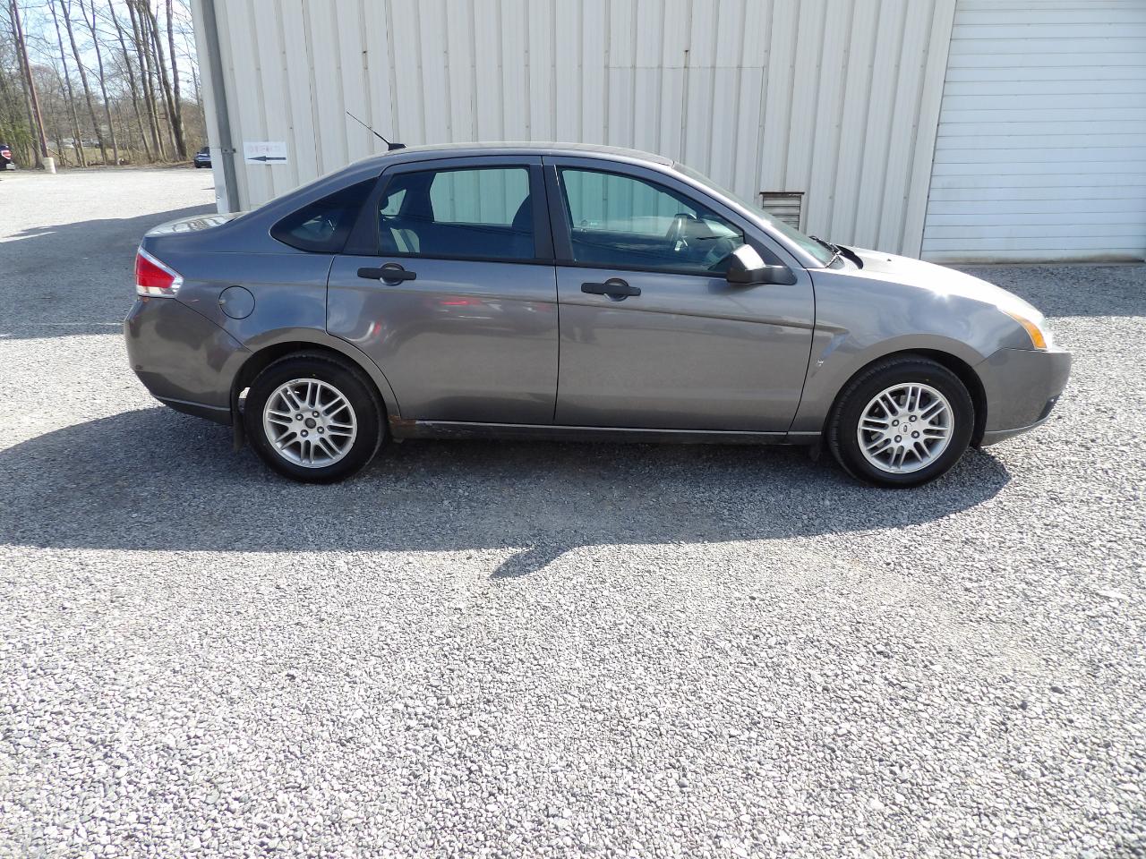 2010 Ford Focus SE Sedan