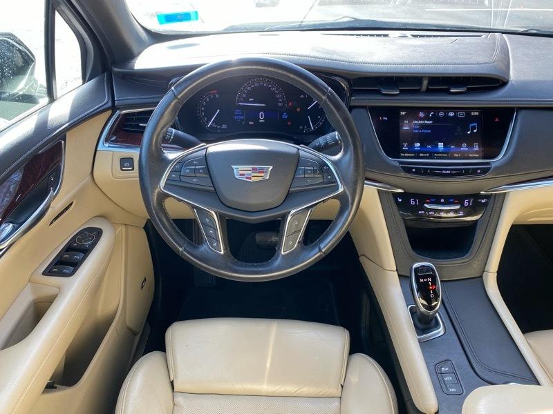 2017 Cadillac XT5 Luxury - Photo 9