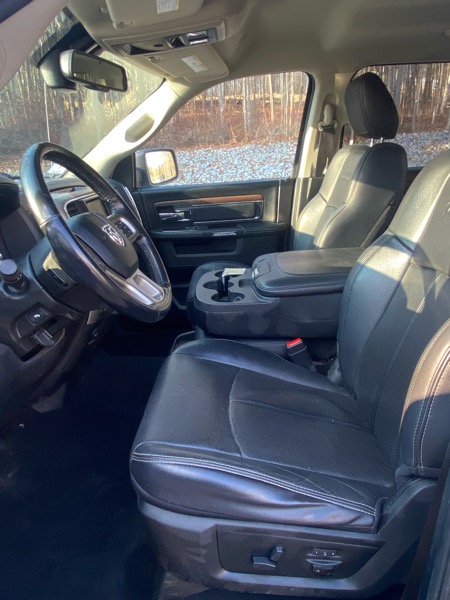 RAM 1500 Laramie Crew Cab SWB 4WD 2018