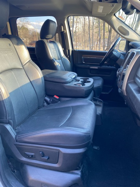 RAM 1500 Laramie Crew Cab SWB 4WD 2018