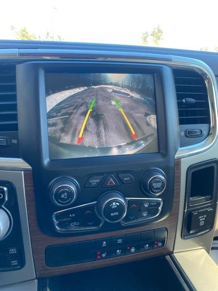 RAM 1500 Laramie Quad Cab 4WD 2015