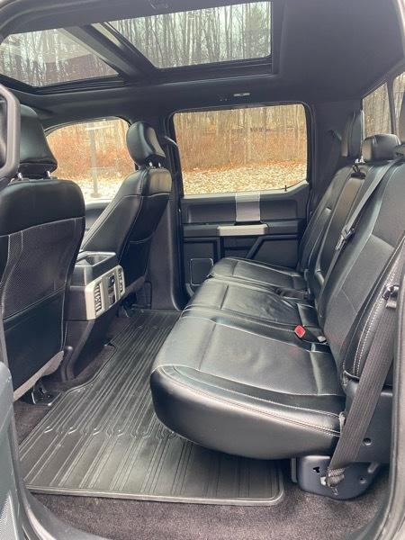 Ford F-150 4WD SuperCrew 145" Lariat 2016