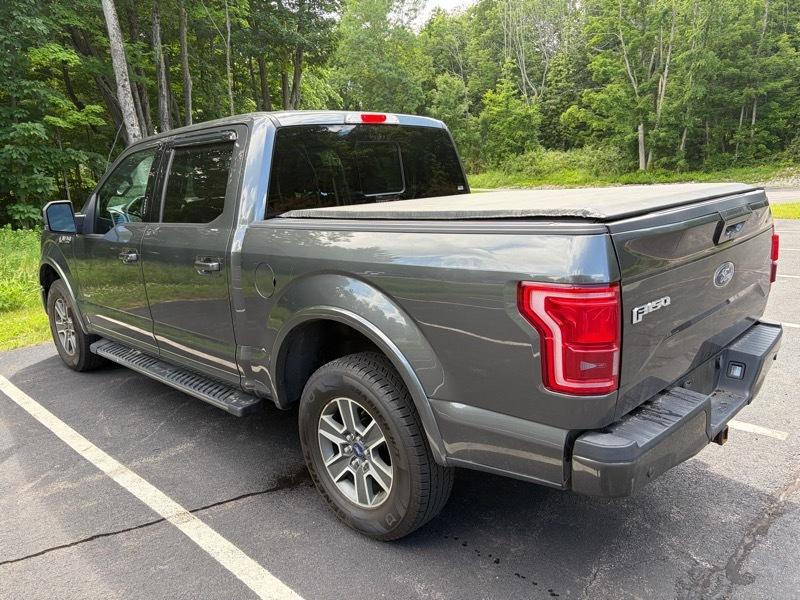 Ford F-150 4WD SuperCrew 145" Lariat 2016