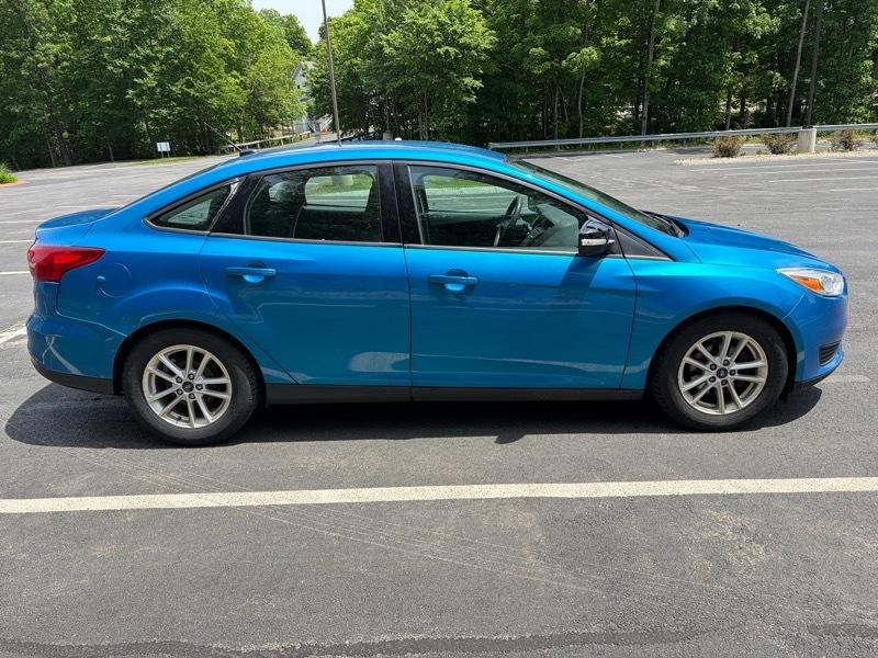 Ford Focus SE Sedan 2016