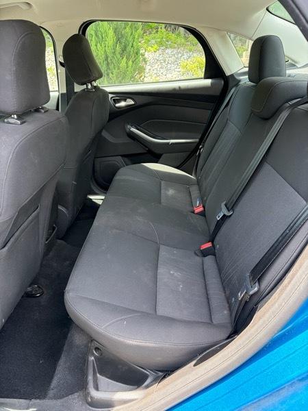 Ford Focus SE Sedan 2016