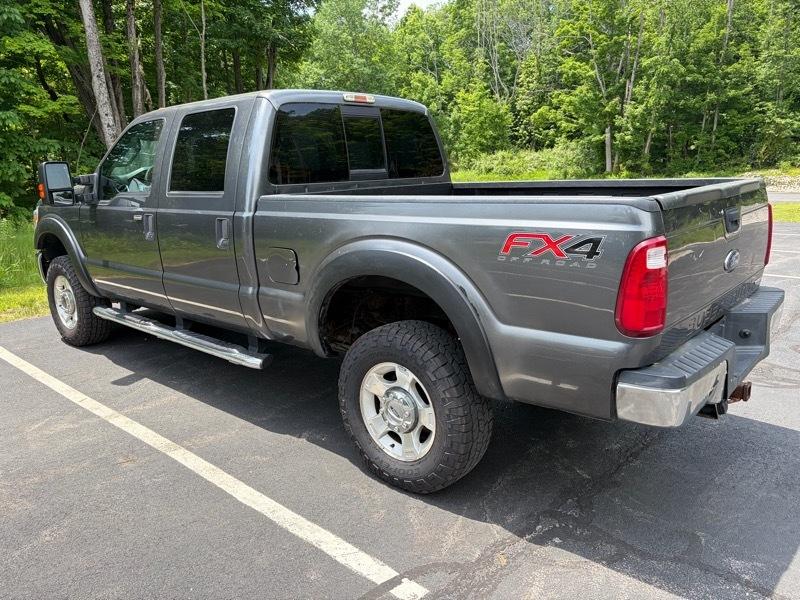 Ford F-250 SD XLT Crew Cab Long Bed 4WD 2015