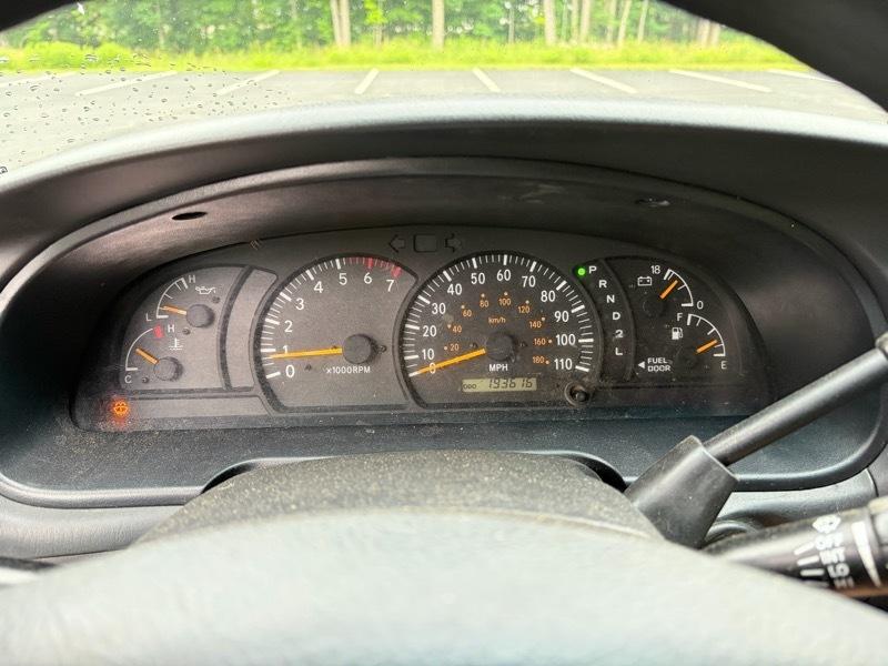 Toyota Tundra SR5 Access Cab 4WD 2004