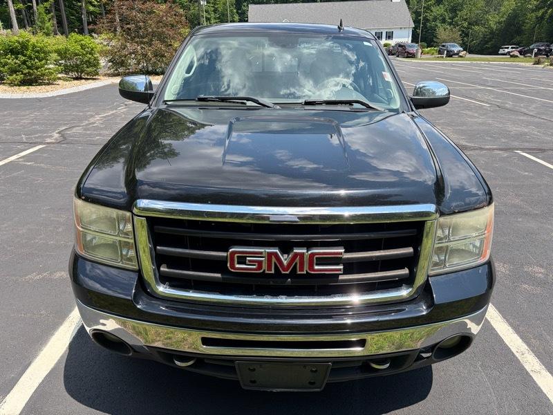 GMC Sierra 1500 Ext Cab 143.5" WB SLT 2011