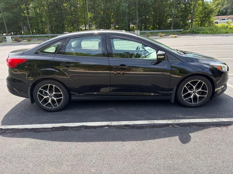 Ford Focus SEL Sedan 2017