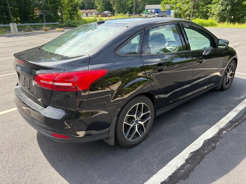 Ford Focus SEL Sedan 2017
