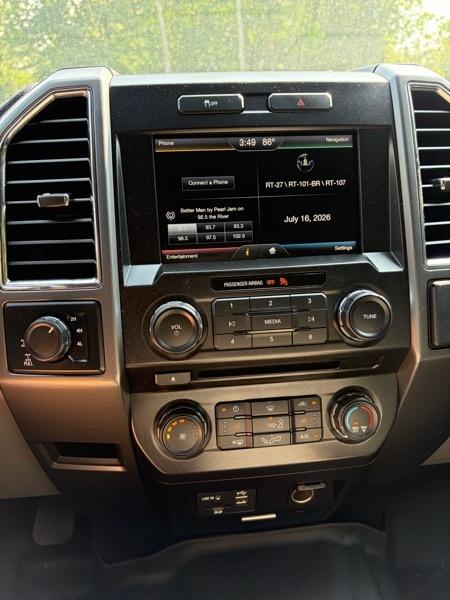 Ford F-150 4WD SuperCab 145" XLT 2015