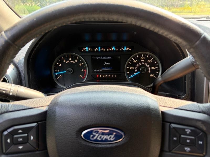Ford F-150 4WD SuperCab 145" XLT 2015
