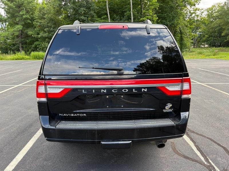 Lincoln Navigator Select 4WD 2017