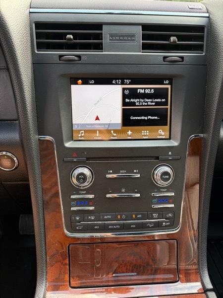 Lincoln Navigator Select 4WD 2017