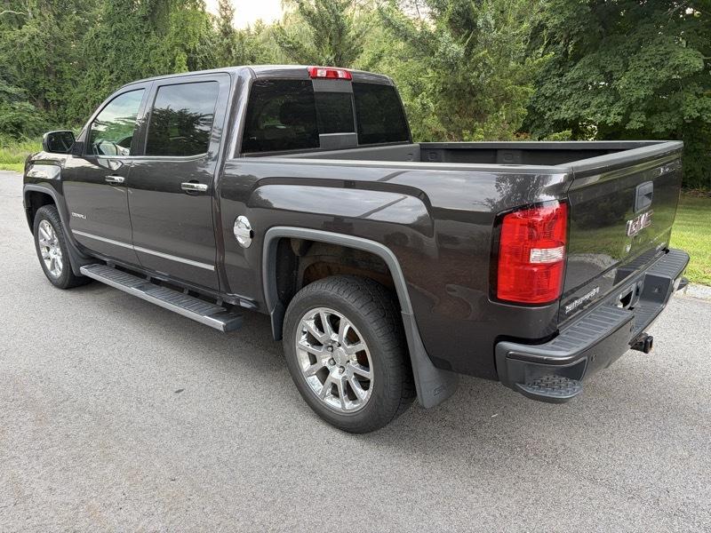 GMC Sierra 1500 Denali Crew Cab 4WD 2014