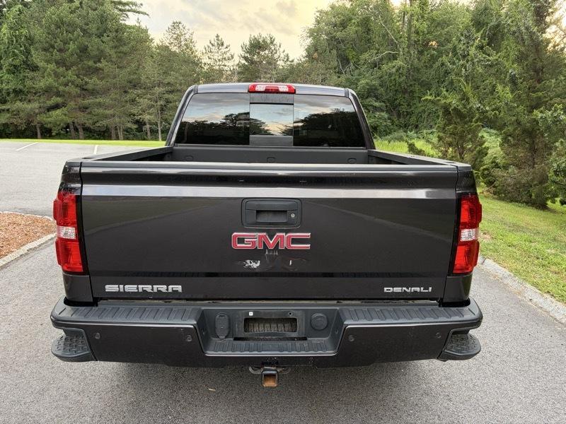 GMC Sierra 1500 Denali Crew Cab 4WD 2014