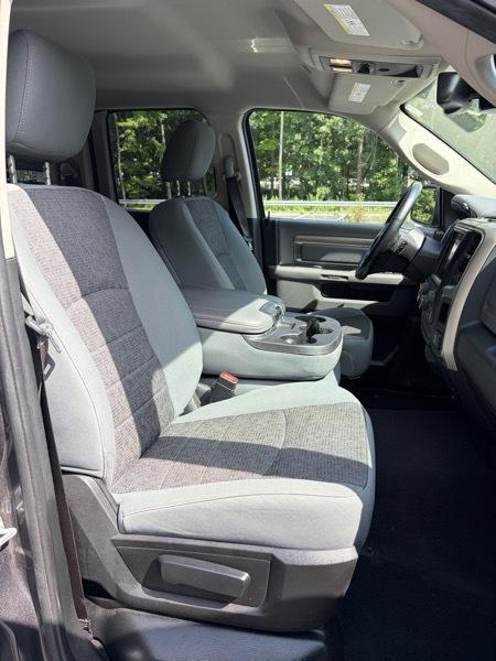 RAM 1500 Big Horn 4x4 Quad Cab 6'4" Box 2018
