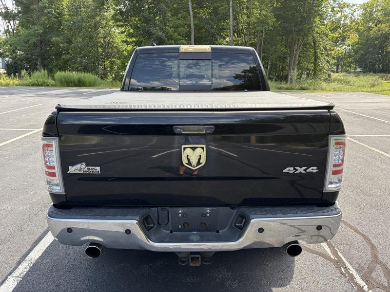 RAM 1500 SLT Crew Cab 4WD 2013