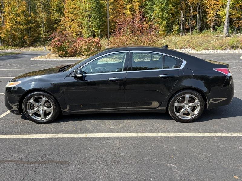 Acura TL 5-Speed AT SH-AWD with Tech Package 2010